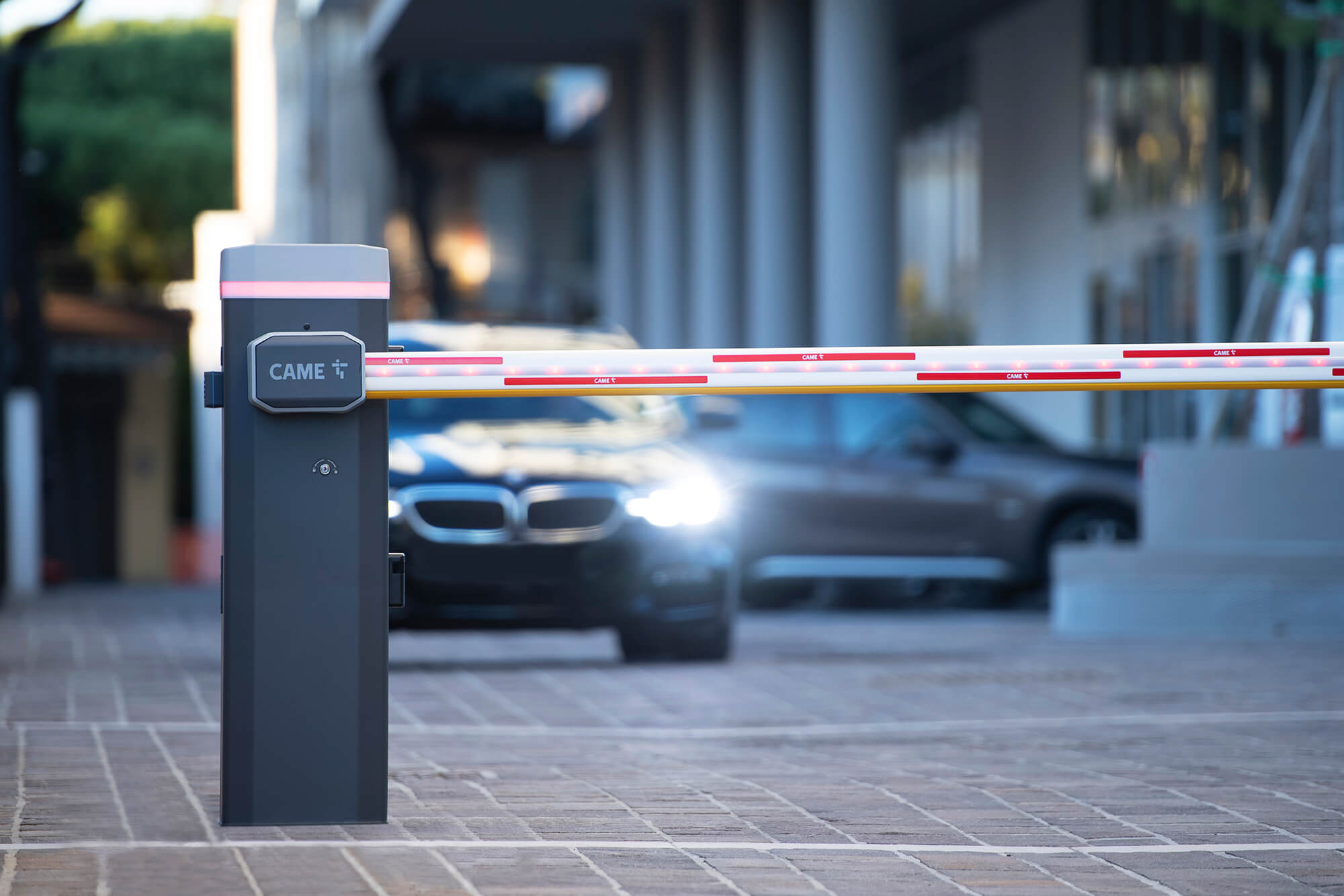 Barrières automatiques CAME pour contrôle d’accès de parking